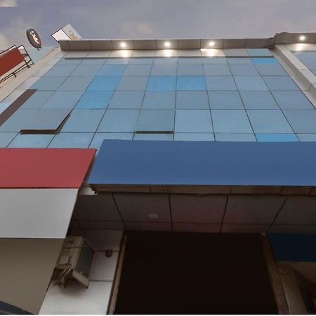 Oyo 77158 Hotel Swastik Palace Bhiwandi Eksteriør billede